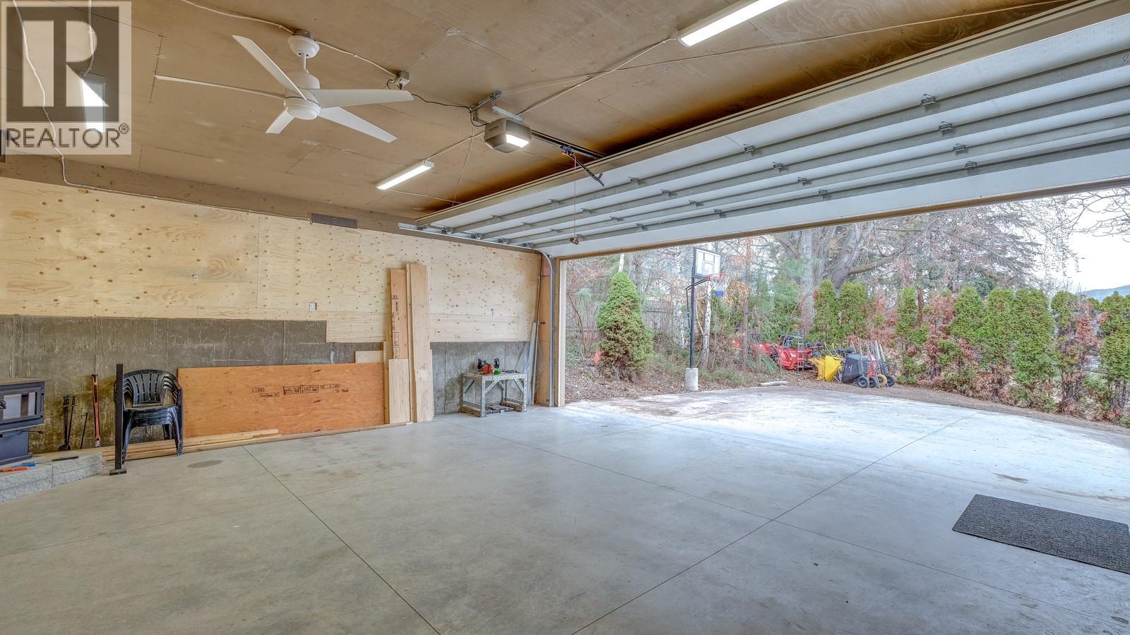  1189 Hudson Road, West Kelowna