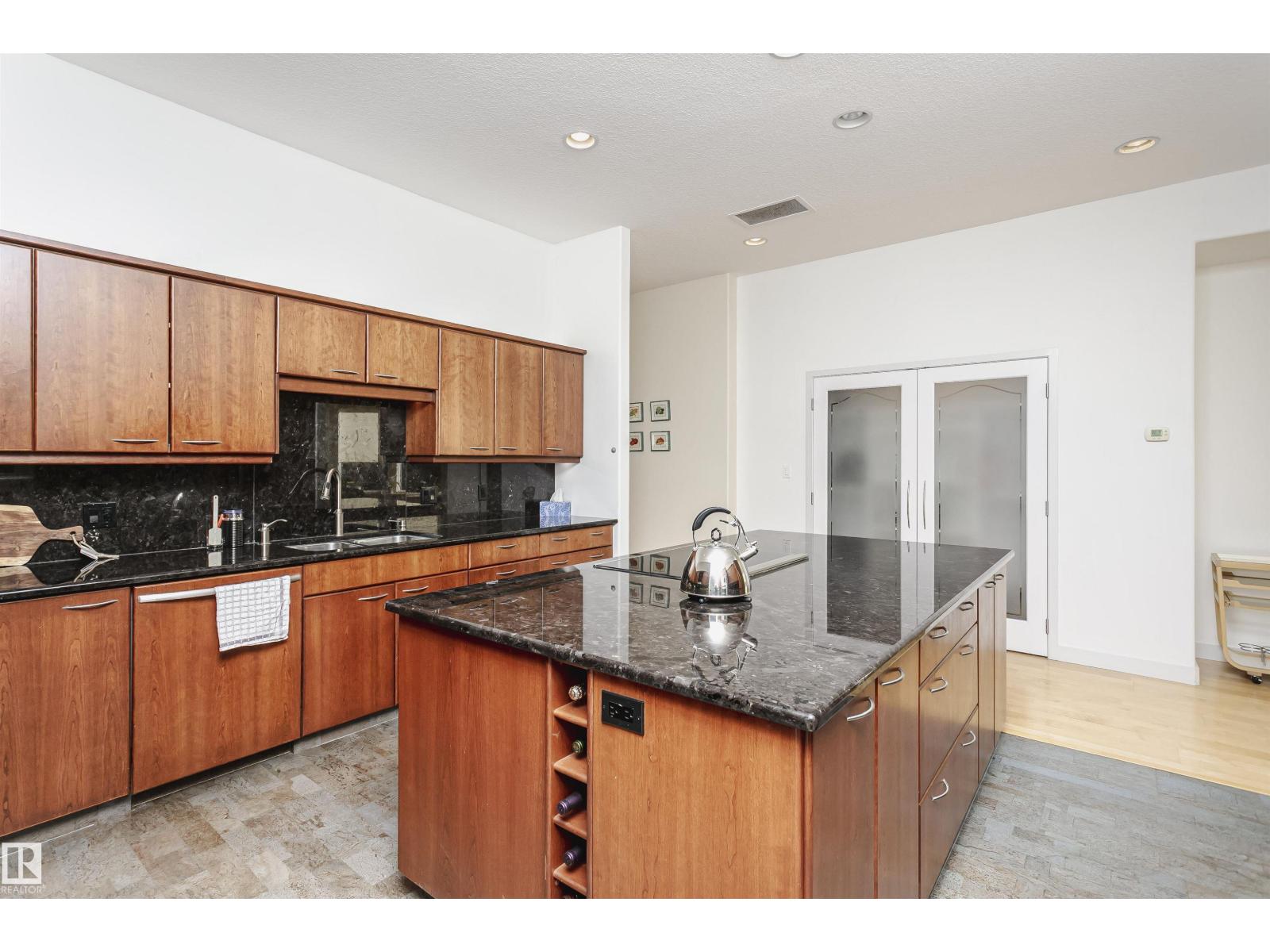 19103 ELLERSLIE RD SW - 19