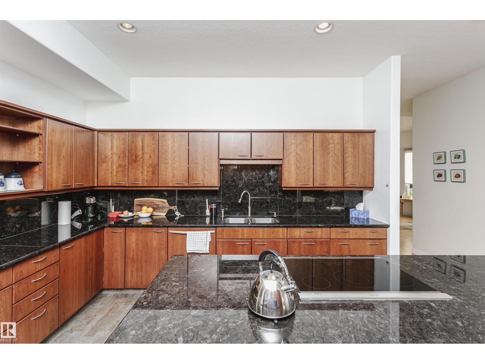 19103 ELLERSLIE RD SW - 22