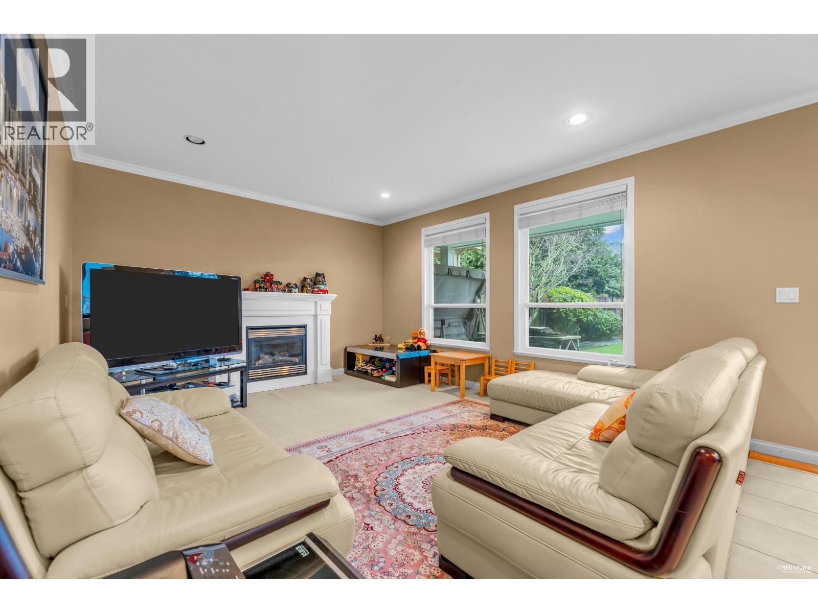 3673 LOCKHART ROAD, Richmond