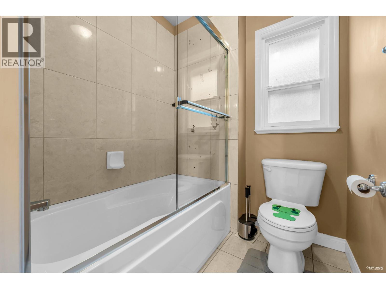 3673 LOCKHART ROAD, Richmond