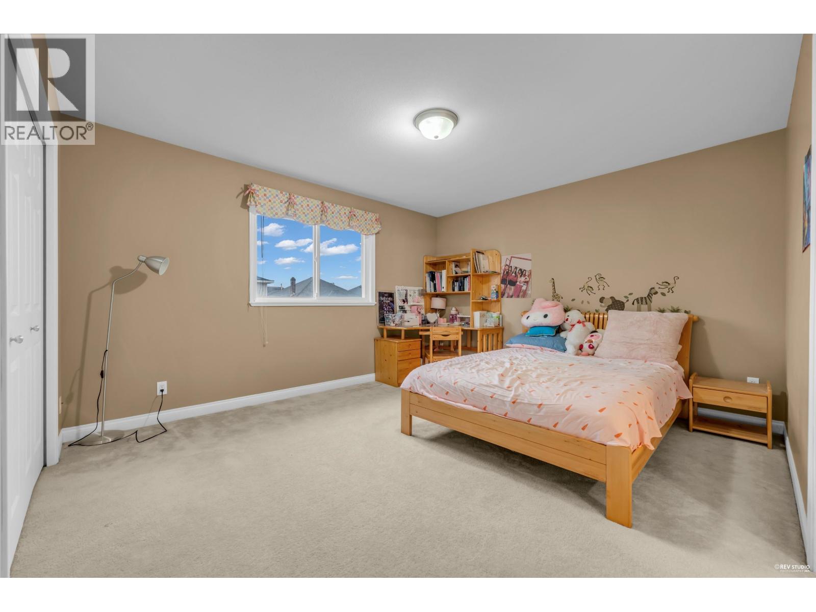 3673 LOCKHART ROAD, Richmond