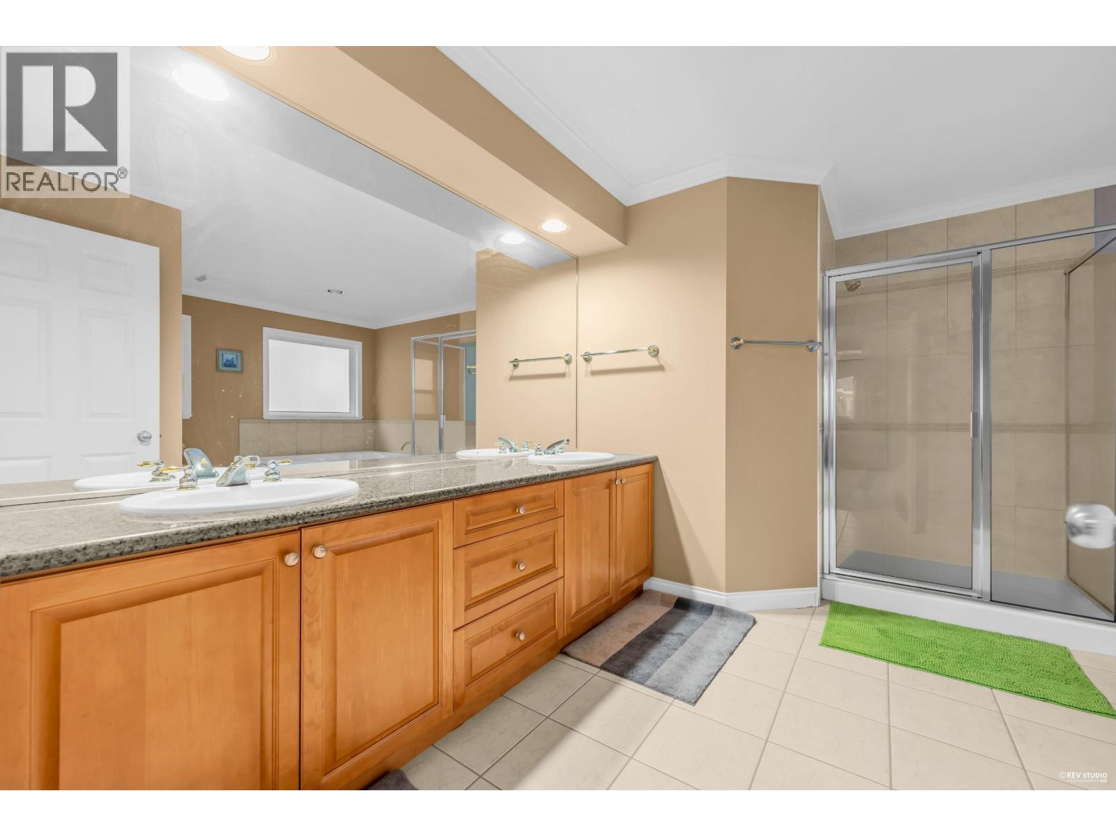 3673 LOCKHART ROAD, Richmond