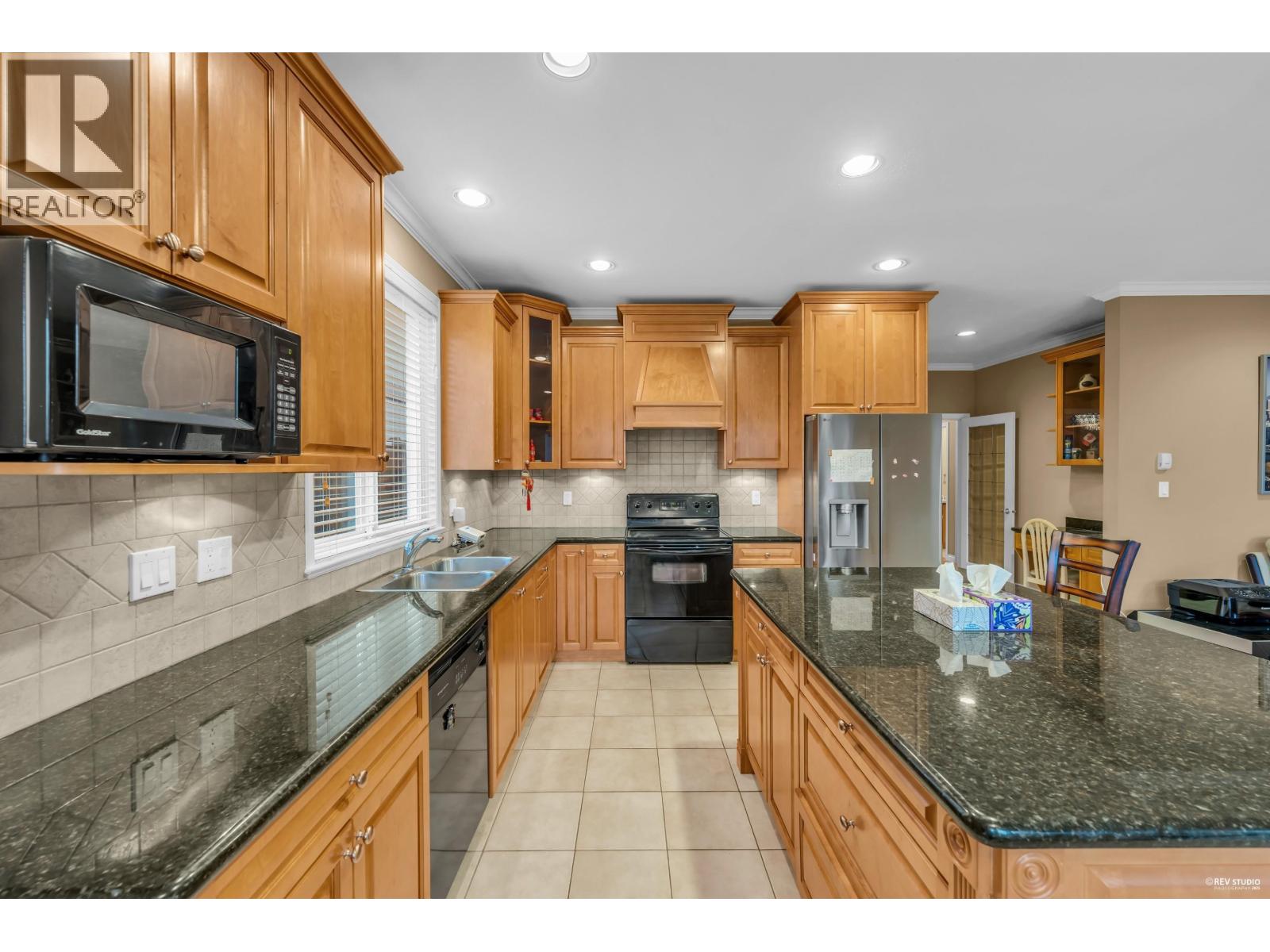 3673 LOCKHART ROAD, Richmond