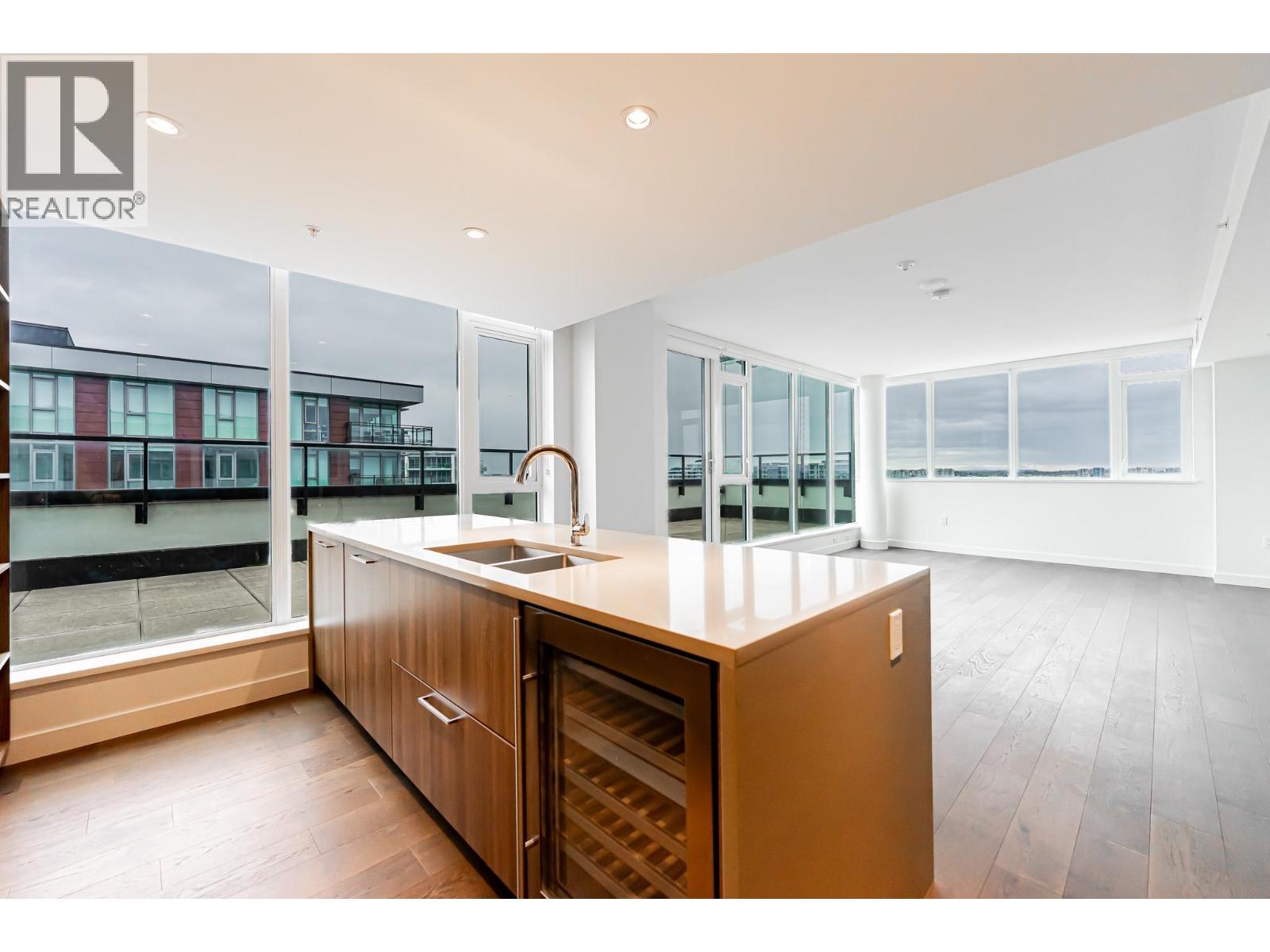 #1603-8155 CAPSTAN Way, Richmond