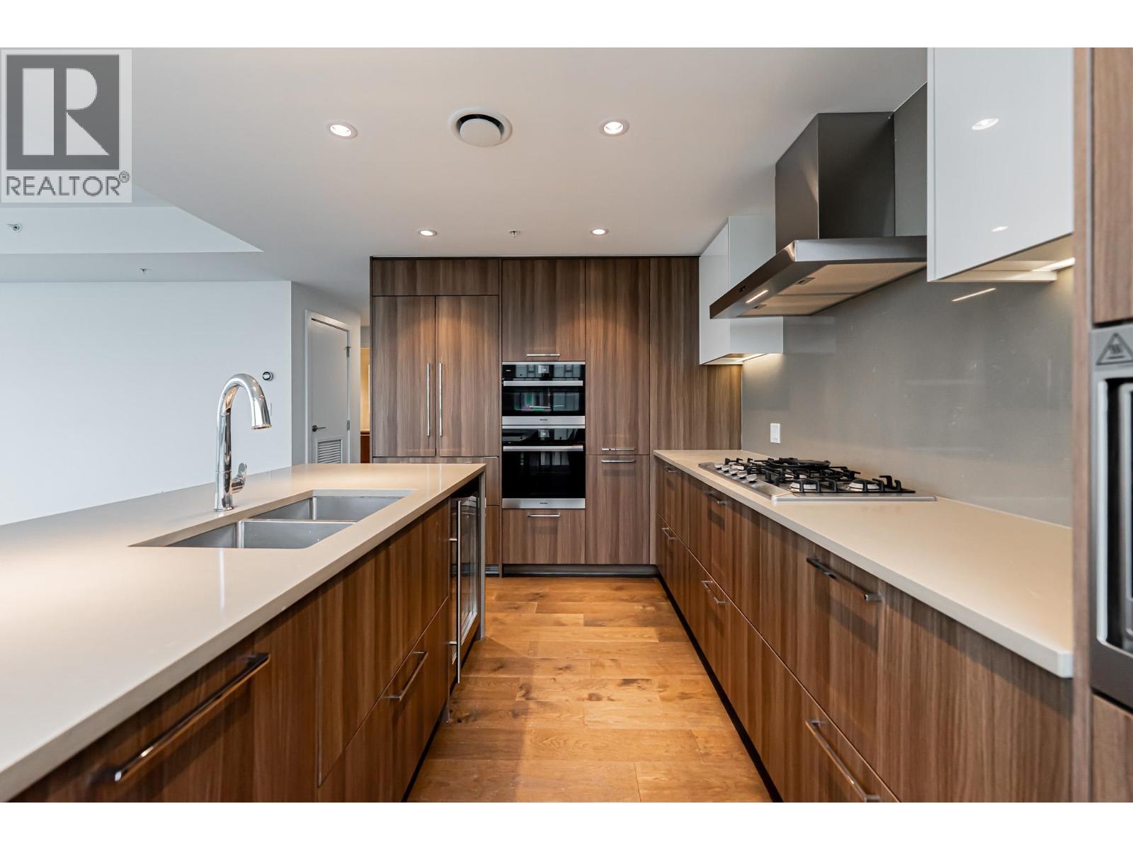 #1603-8155 CAPSTAN Way, Richmond