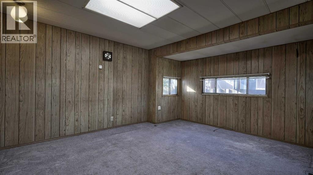 Single Family House Mobile Home for Sale in    Street NW Greenview Calgary 