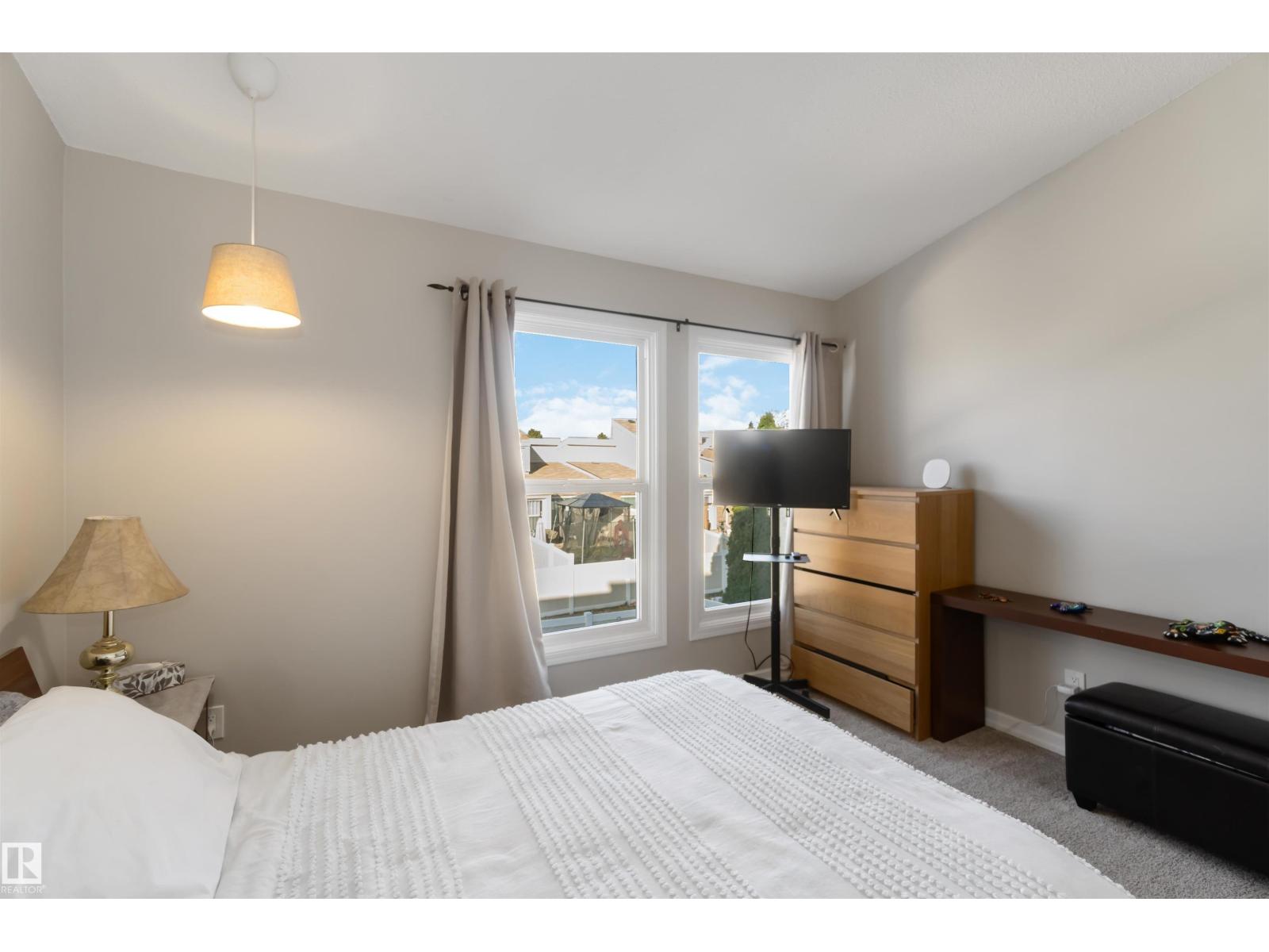 56 Grandview Ridge, St. Albert