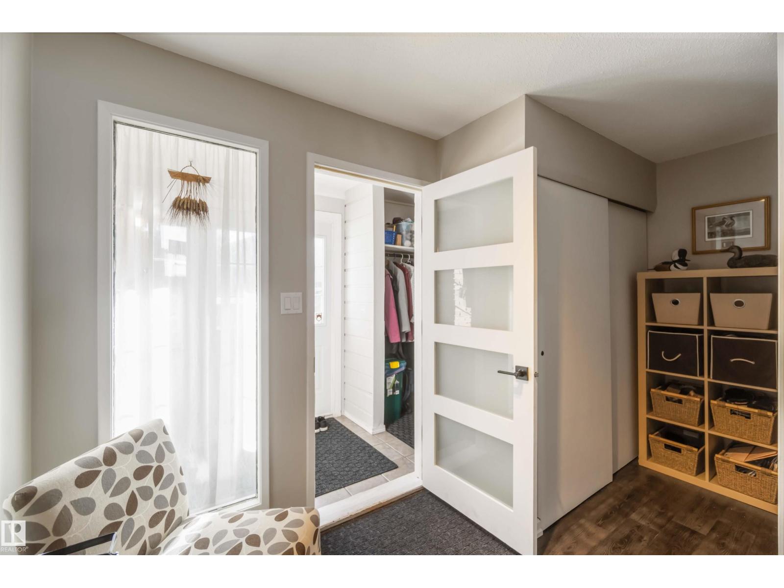 56 Grandview Ridge, St. Albert