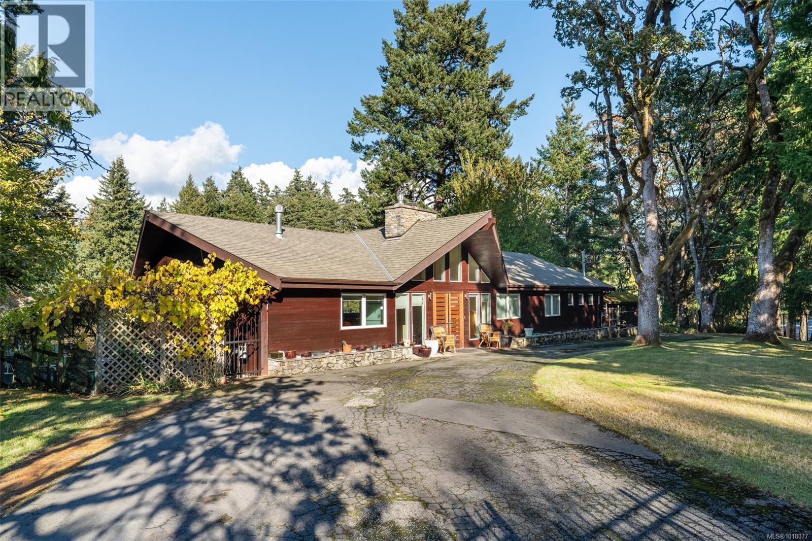 2200 Aldeane Avenue, Colwood
