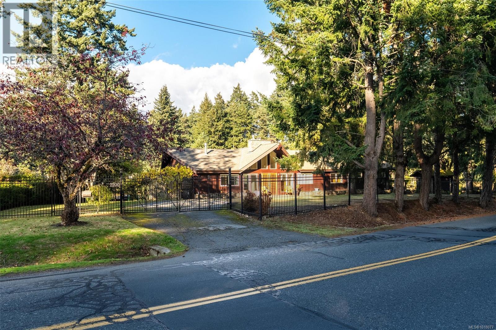 2200 Aldeane Avenue, Colwood