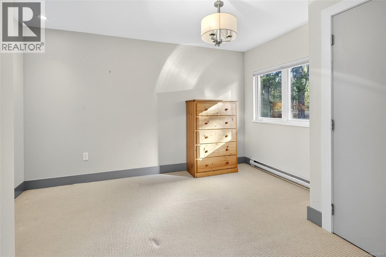 2200 Aldeane Avenue, Colwood
