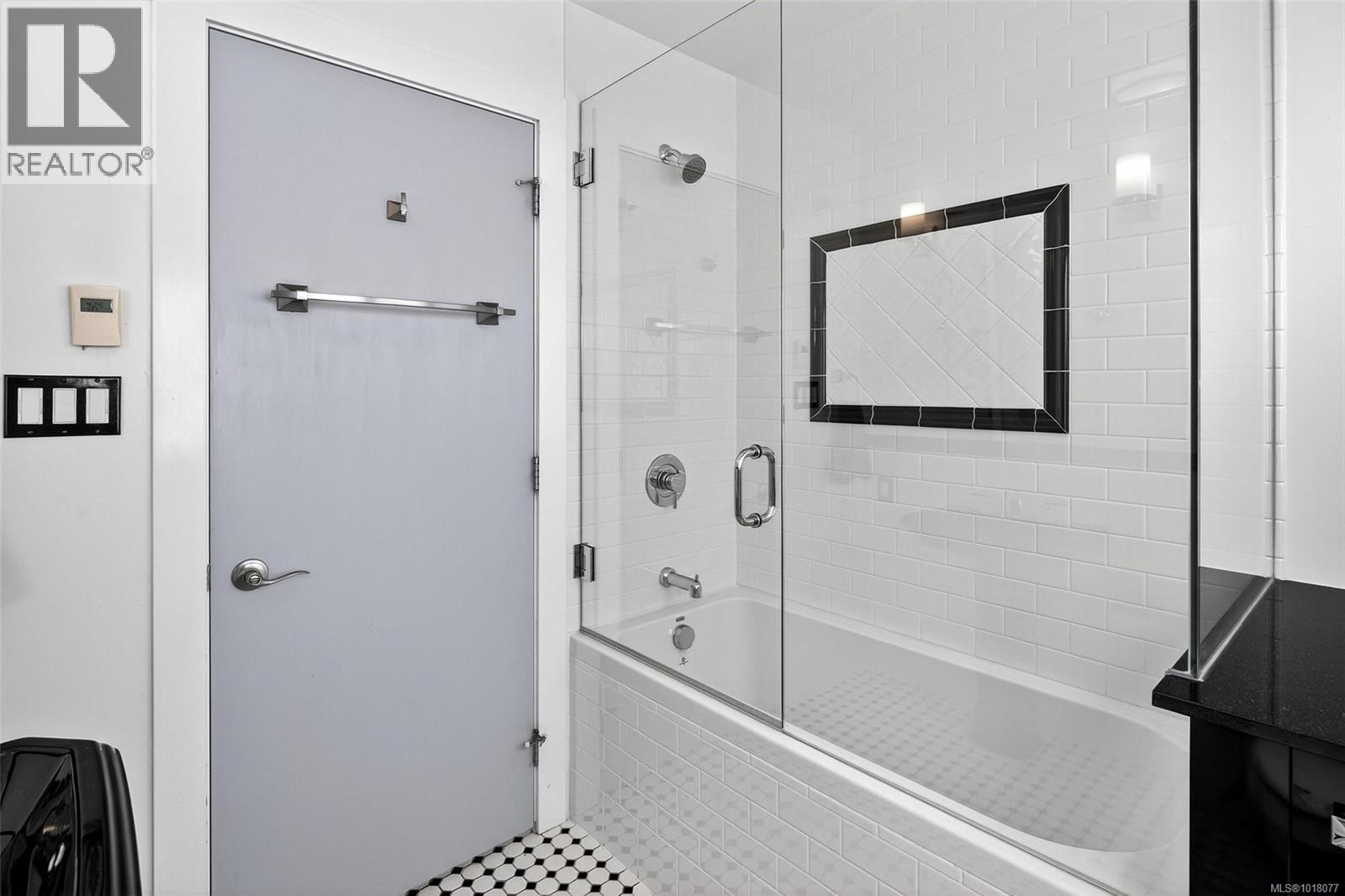 2200 Aldeane Avenue, Colwood