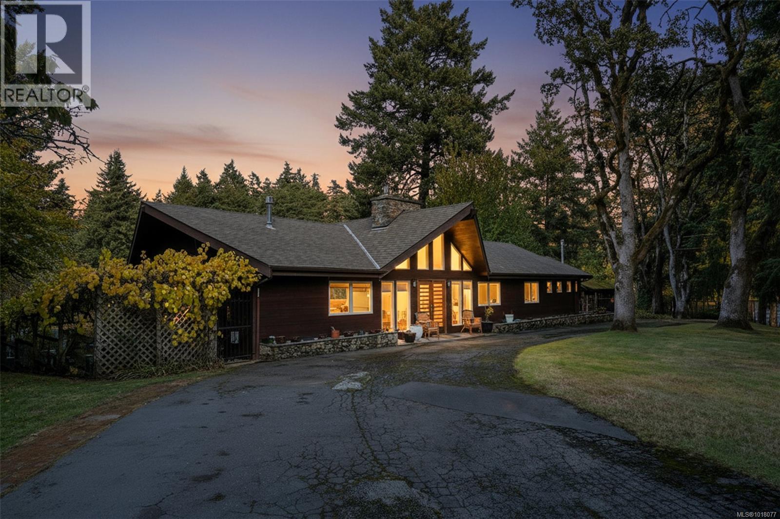 2200 Aldeane Avenue, Colwood