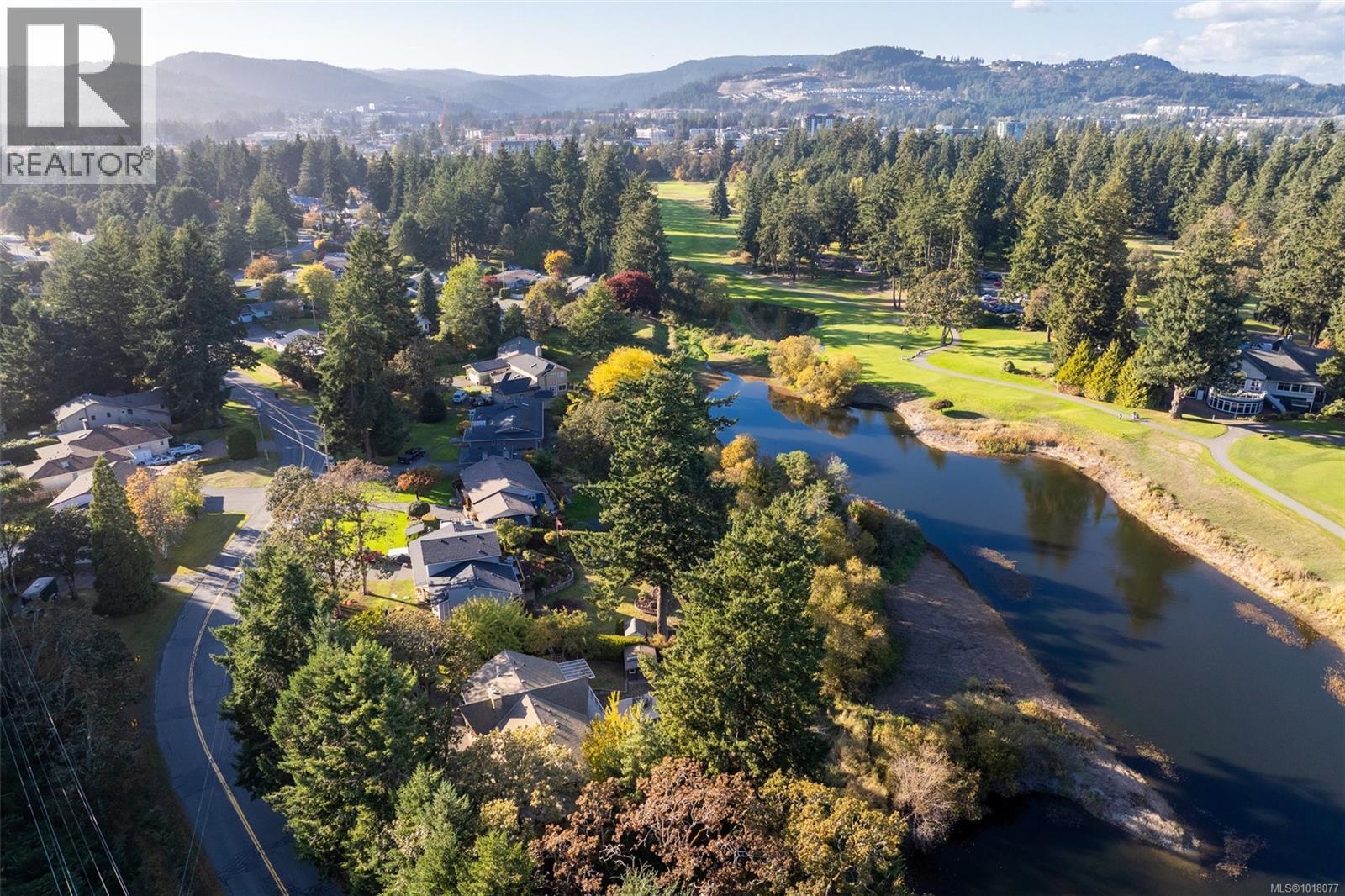 2200 Aldeane Avenue, Colwood