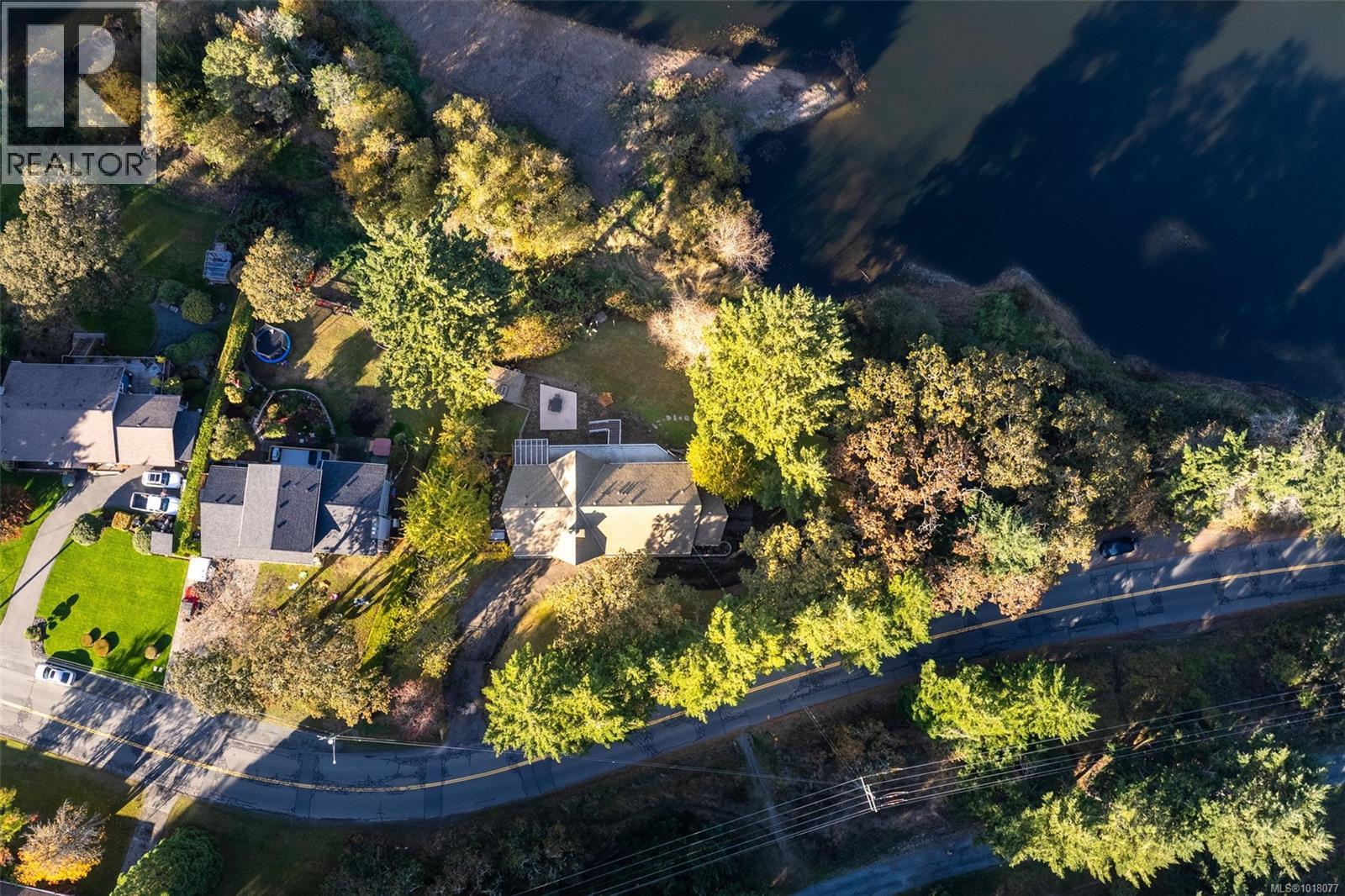 2200 Aldeane Avenue, Colwood
