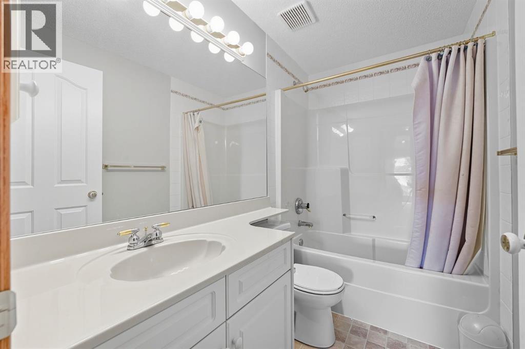 36 Eagleview Heights, Cochrane