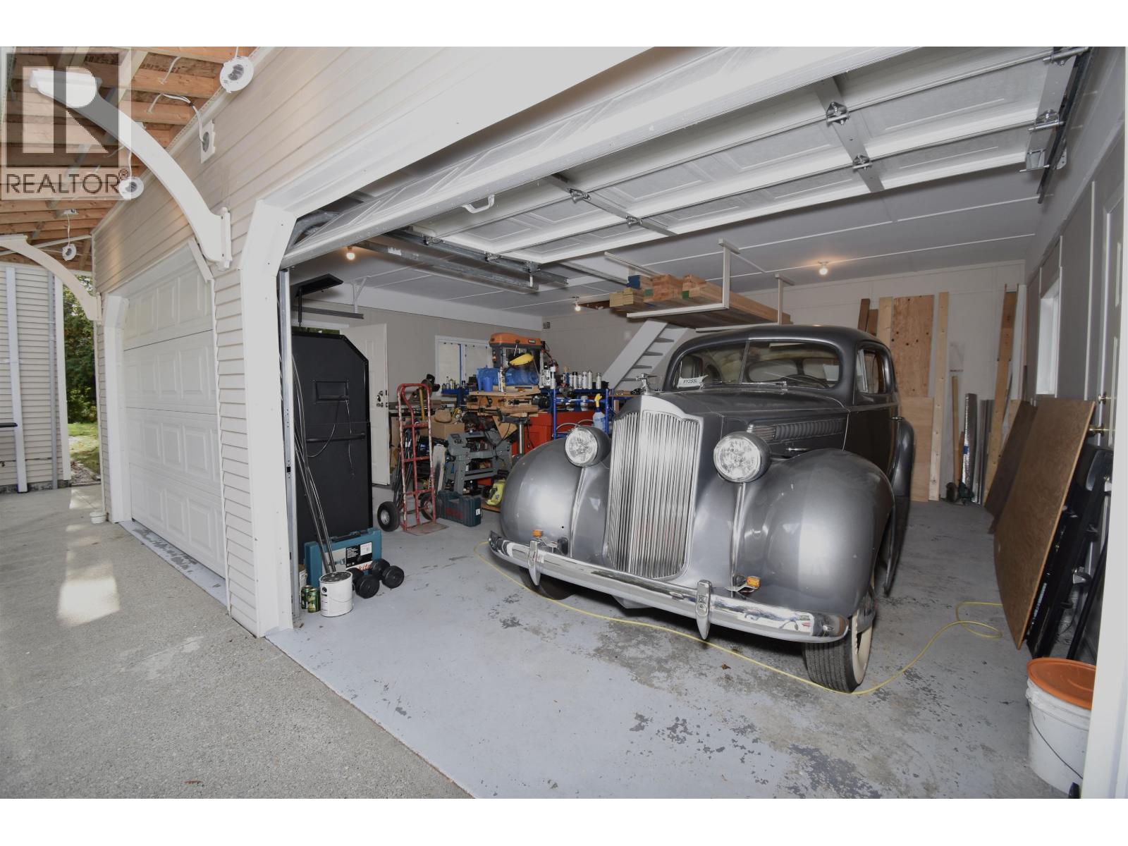 8086 DOGWOOD DRIVE, Halfmoon Bay