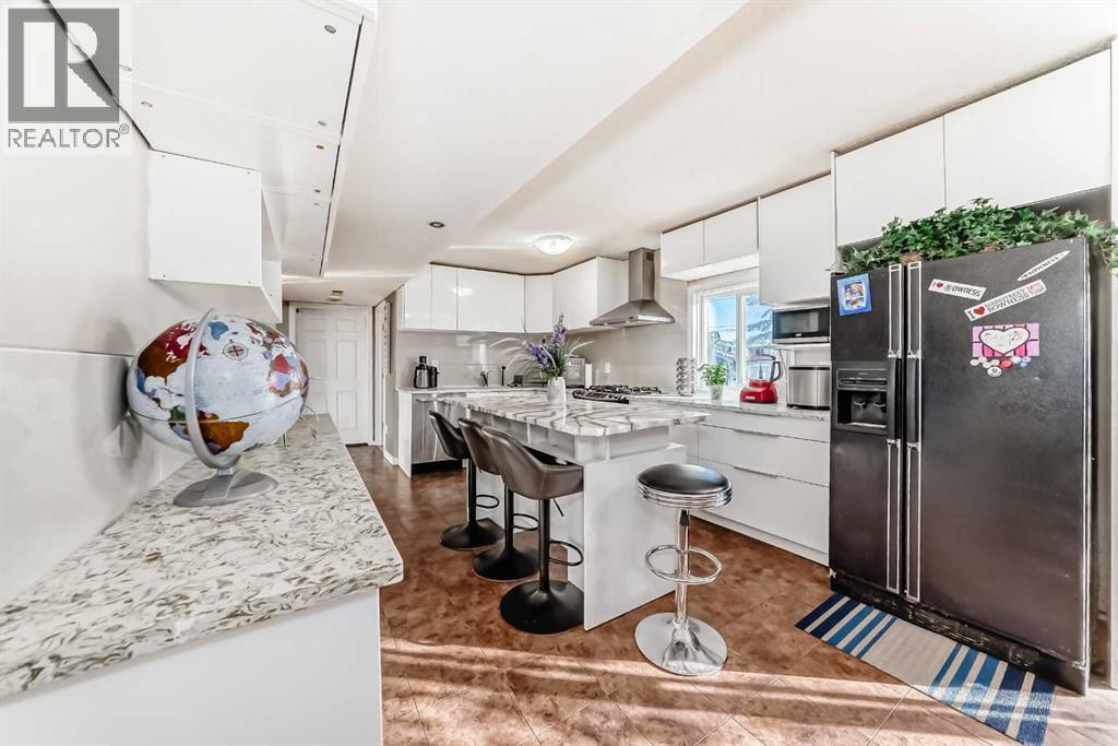 Single Family House for Sale in   Street NW Bowness Calgary 