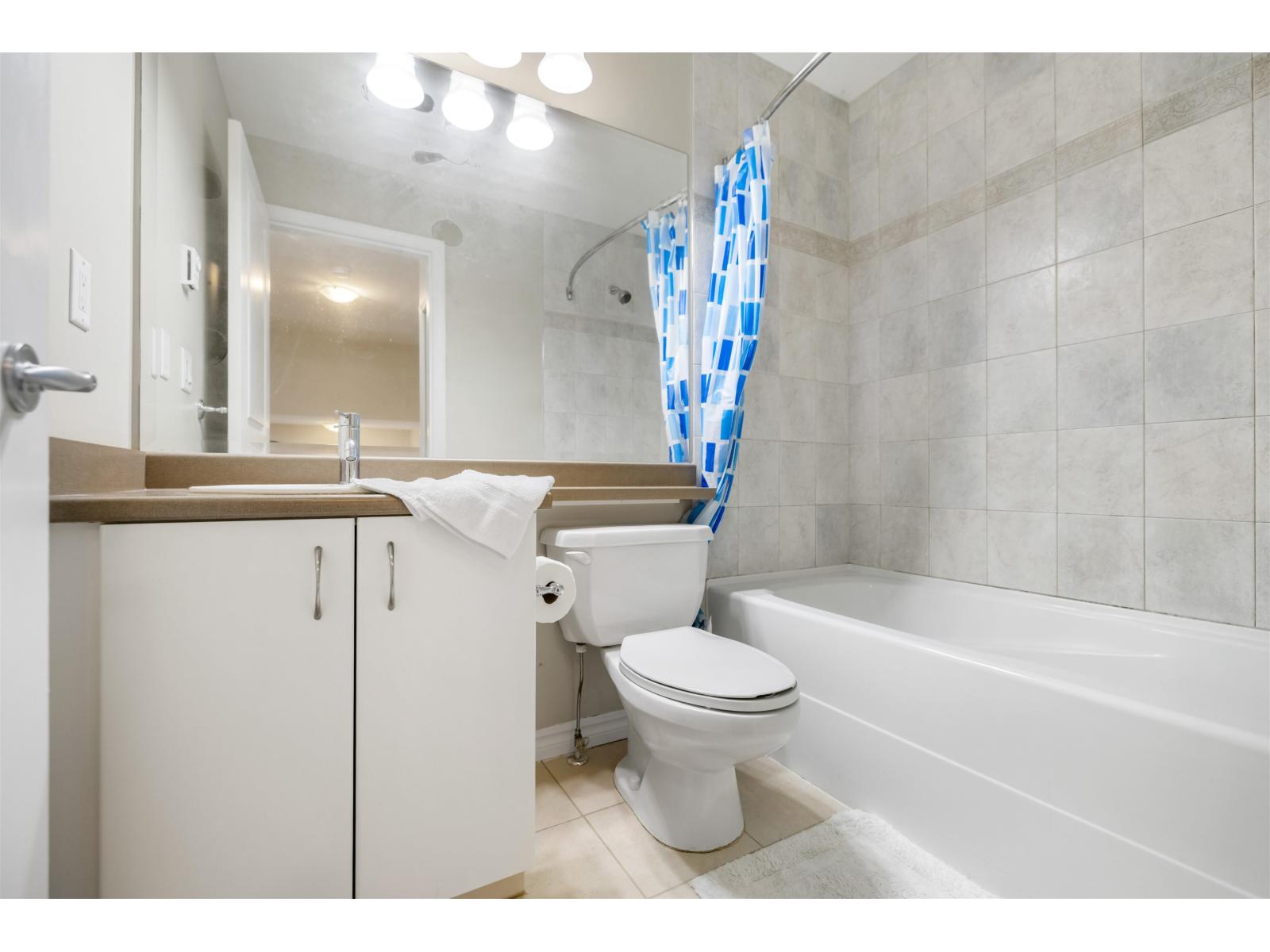 18 21535 88 AVENUE, Langley