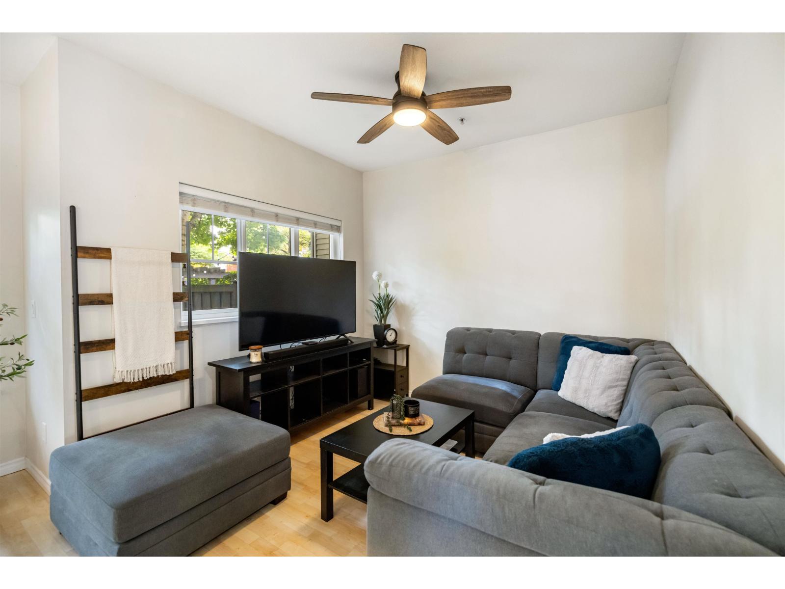 18 21535 88 AVENUE, Langley