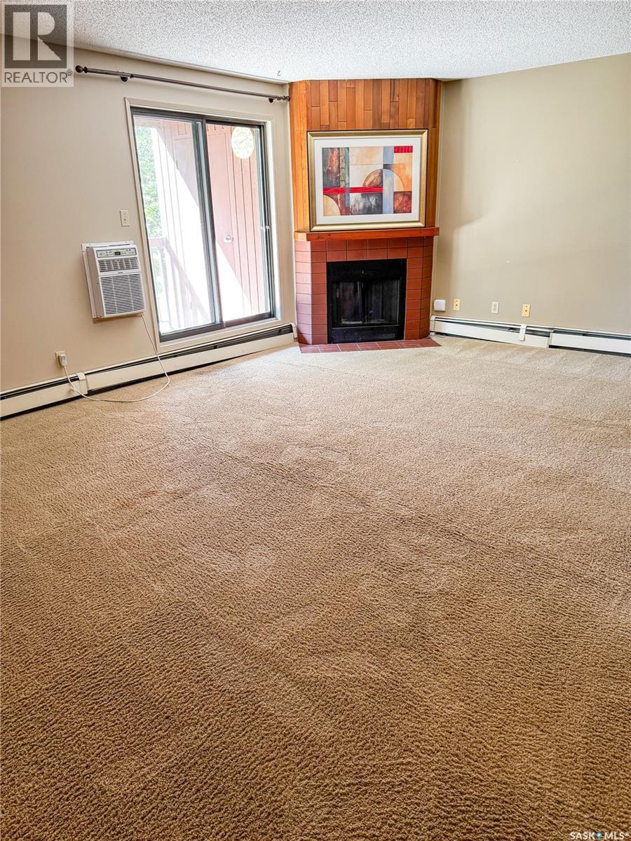 Single Family House Low rise for Sale in   th AVENUE NE Swift Current 