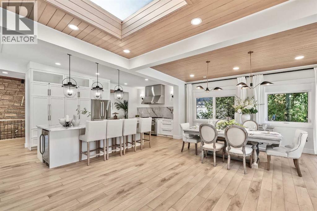 Single Family House Bi-level for Sale in  Uxbridge Drive NW University Heights Calgary 