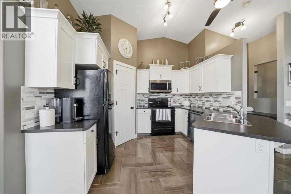 199 Robinson Avenue, Penhold