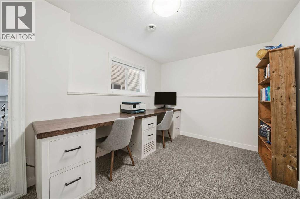 199 Robinson Avenue, Penhold