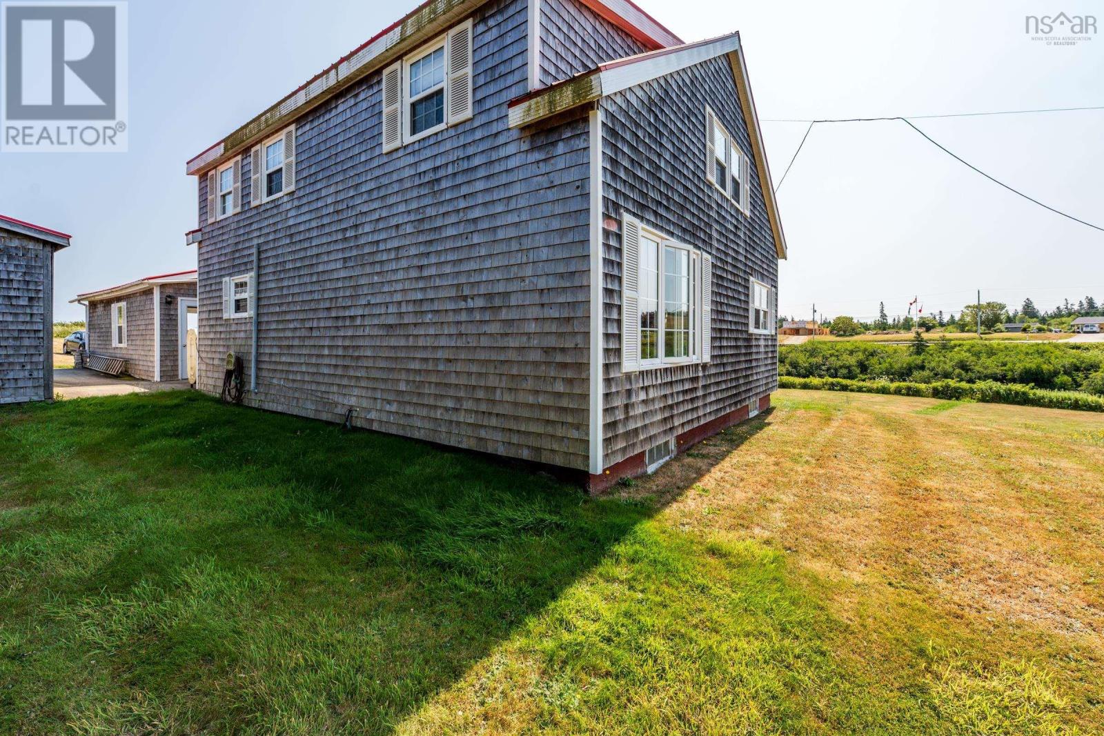 Property 34 of 50 of 18 Riverside Lane