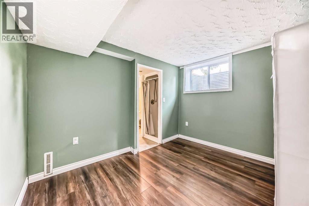 Single Family House Bungalow for Sale in  Cottonwood Crescent SE Southview Calgary 