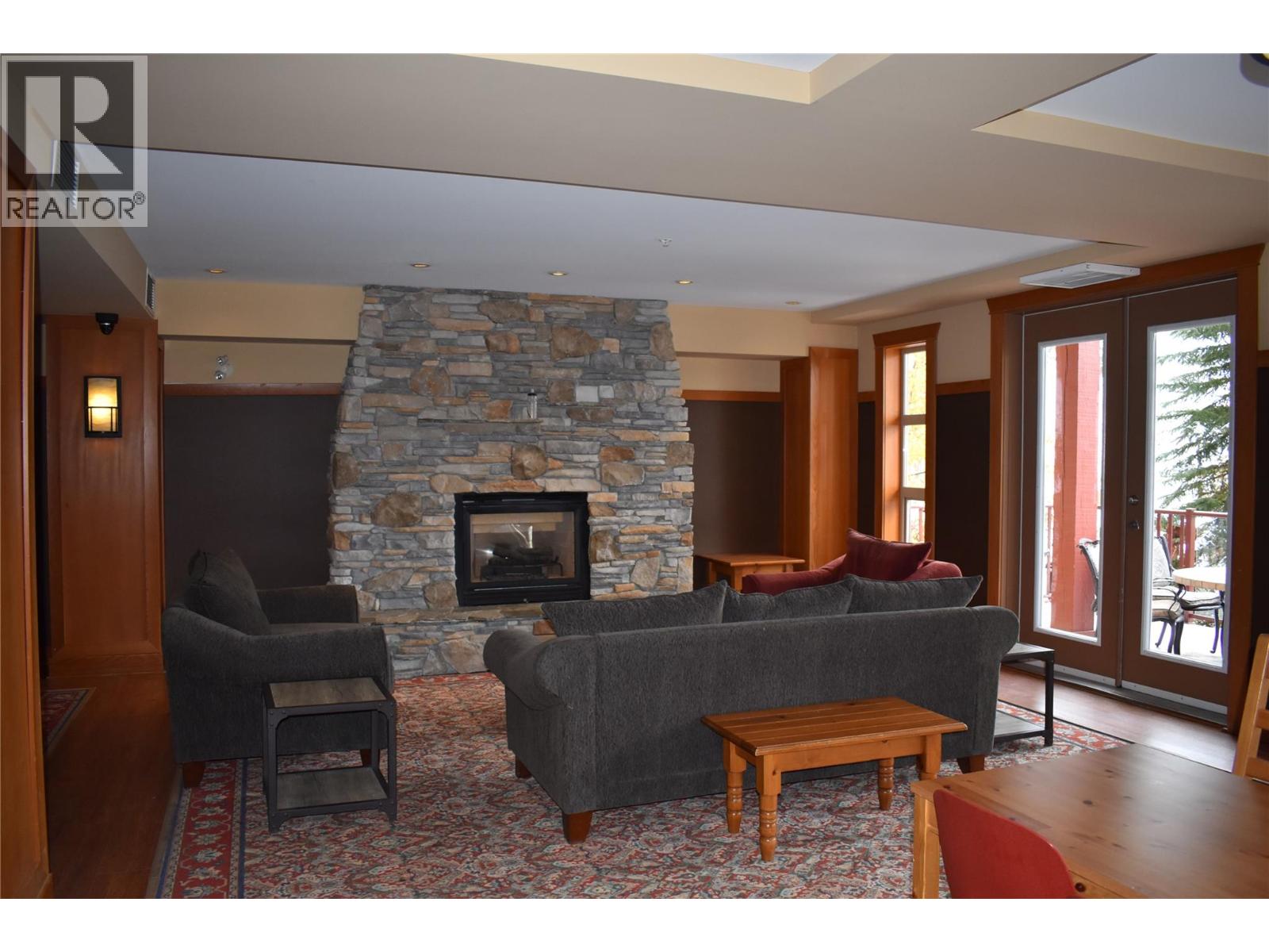 #104 2080 Summit Drive Lot# 3 - 14