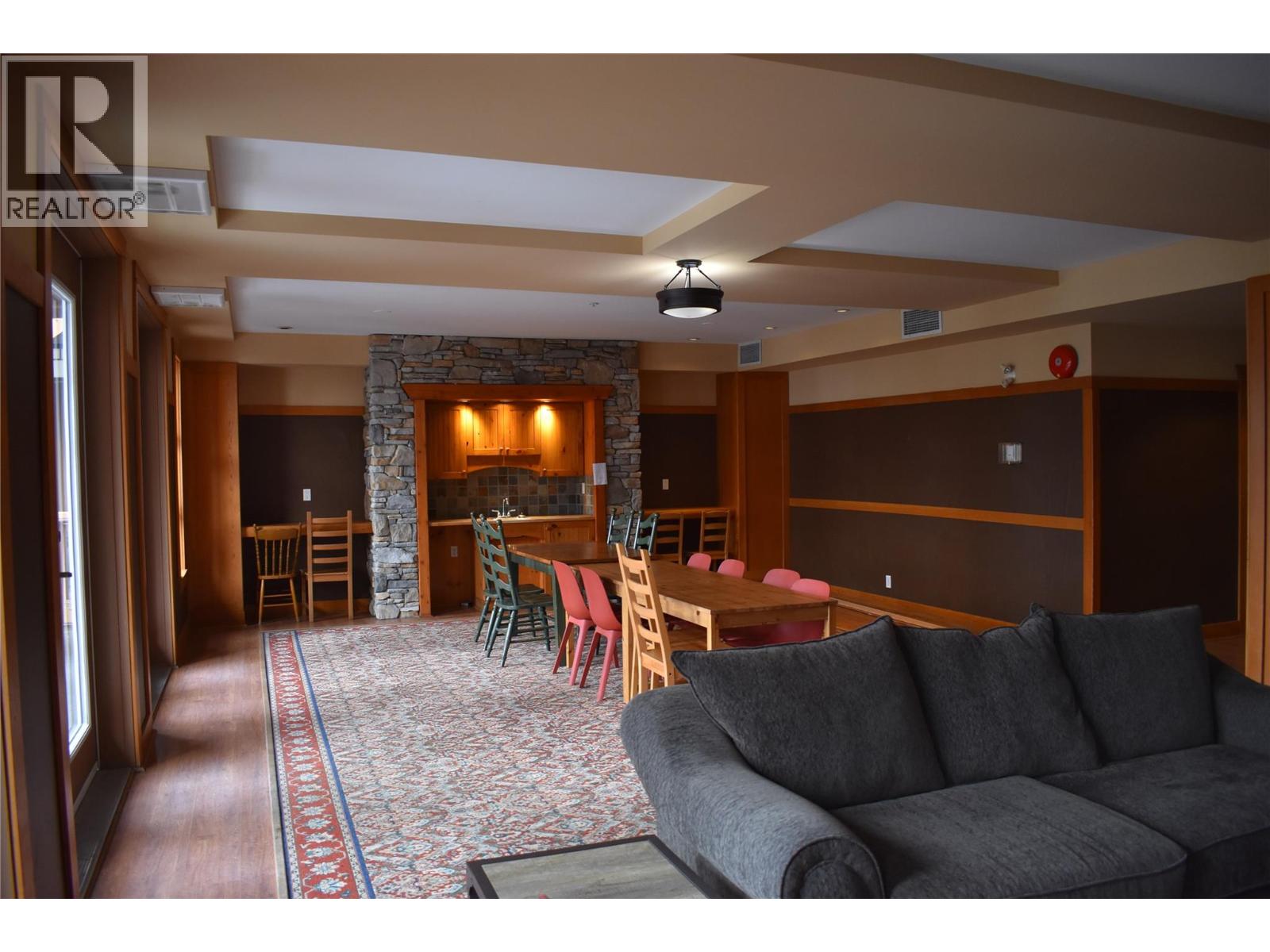 #104 2080 SUMMIT DRIVE LOT# 3 - 17