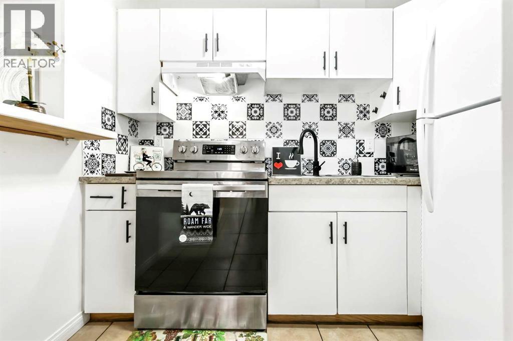 Single Family House for Sale in    Street SE Forest Lawn Calgary 