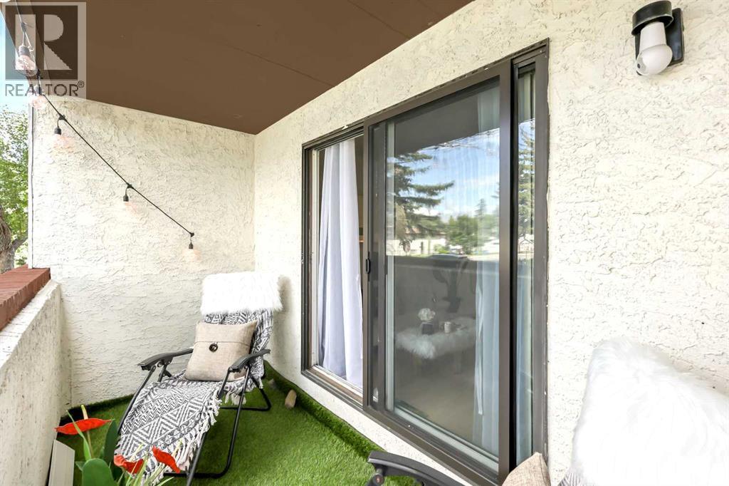 Single Family House for Sale in    Street SE Forest Lawn Calgary 