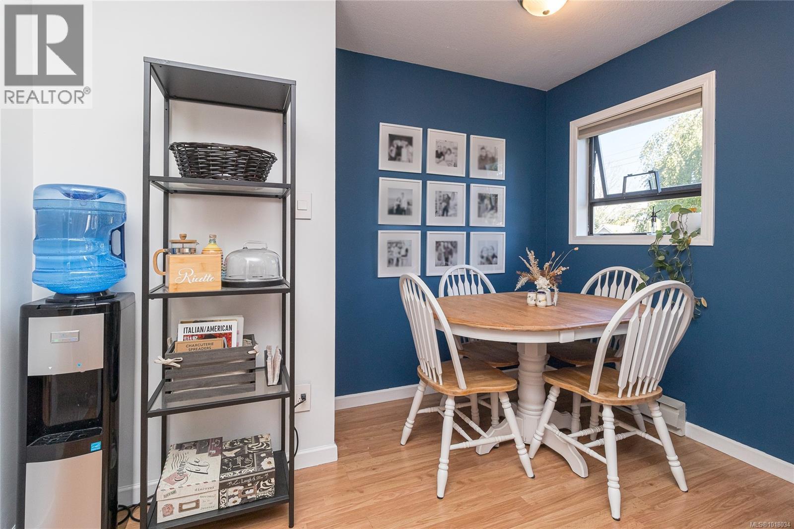 201 7 Gorge Road West, Saanich