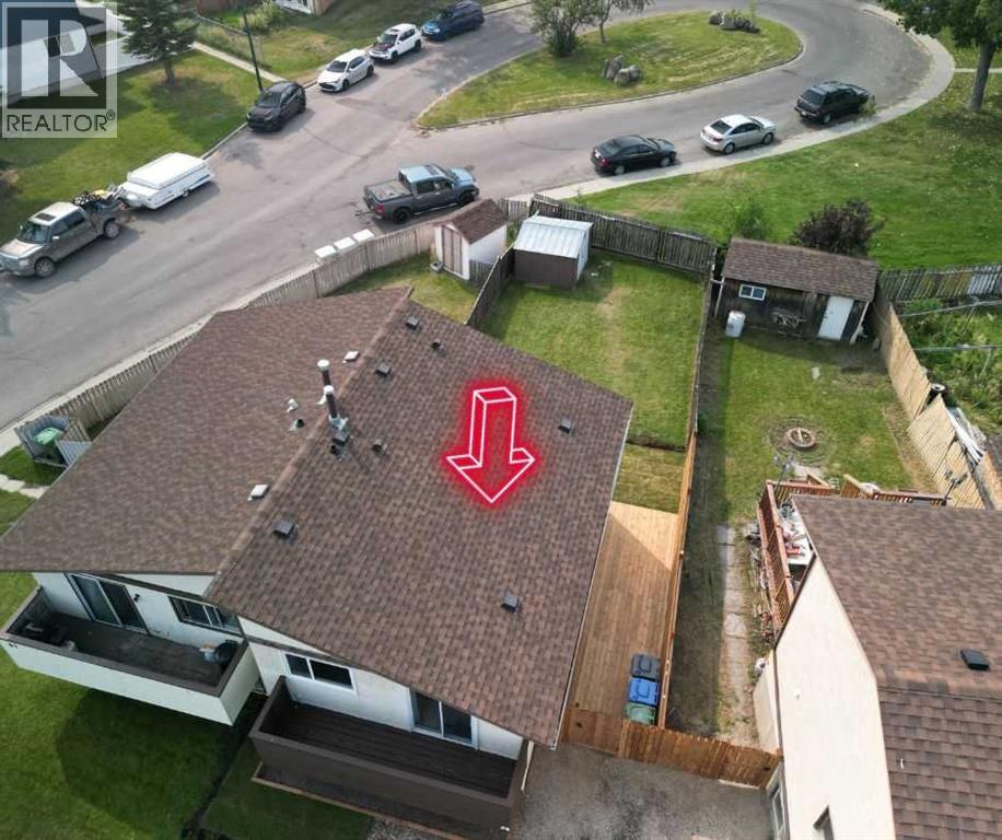 Single Family House Bi-level for Sale in  Doverville Way SE Dover Calgary 