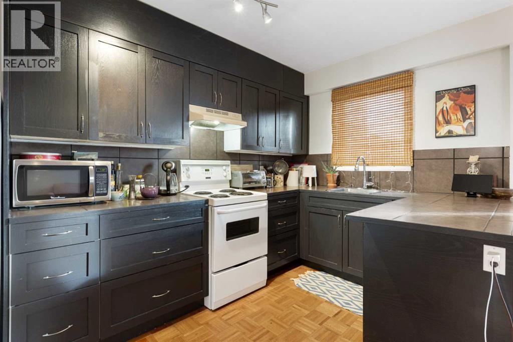Single Family House for Sale in    Avenue SW Beltline Calgary 