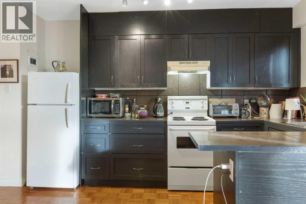 Single Family House for Sale in    Avenue SW Beltline Calgary 