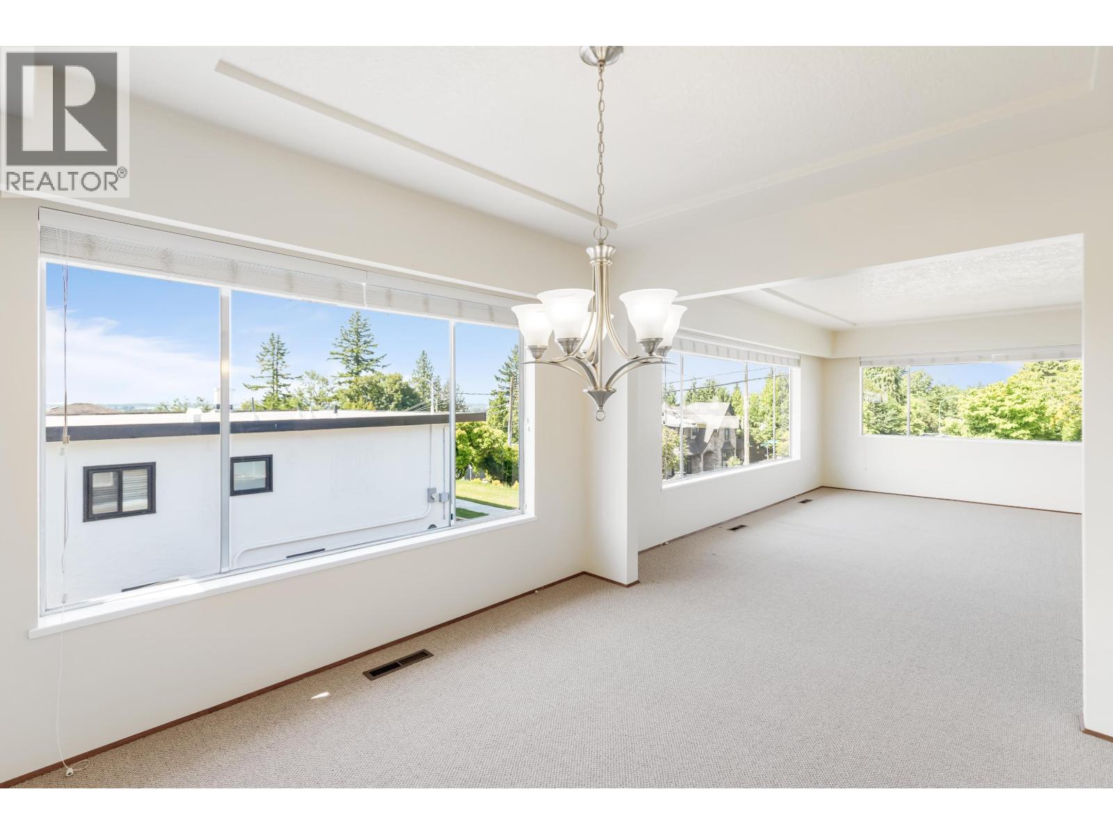 7988 SUSSEX AVENUE, Burnaby