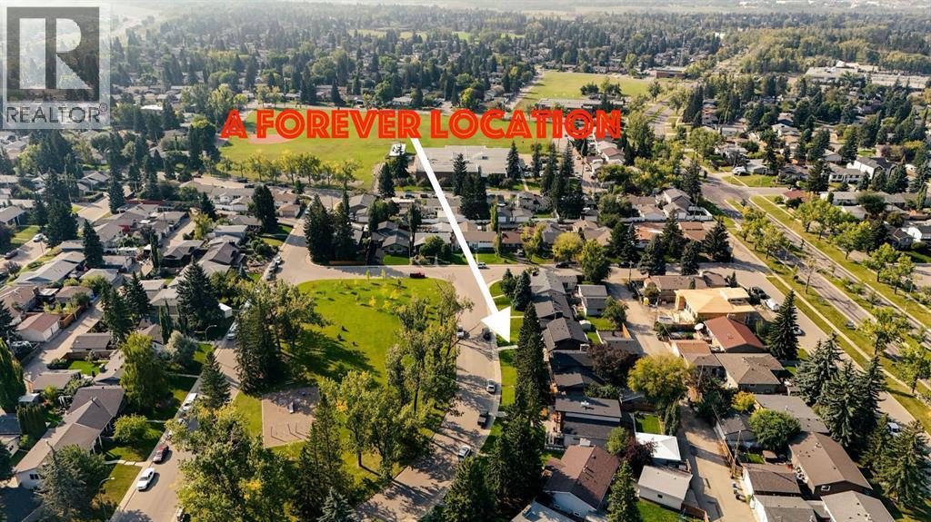 Single Family House for Sale in  Lake Wapta Way SE Lake Bonavista Calgary 