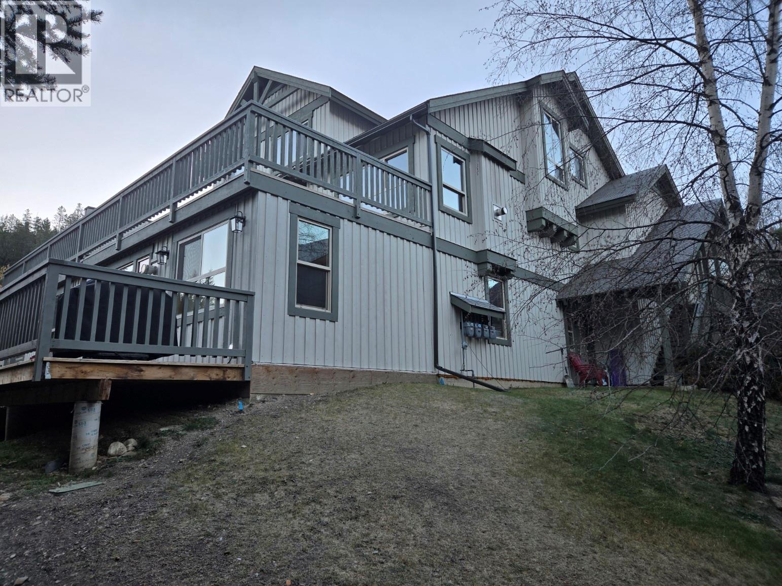 #19 2075 Summit Drive - 3