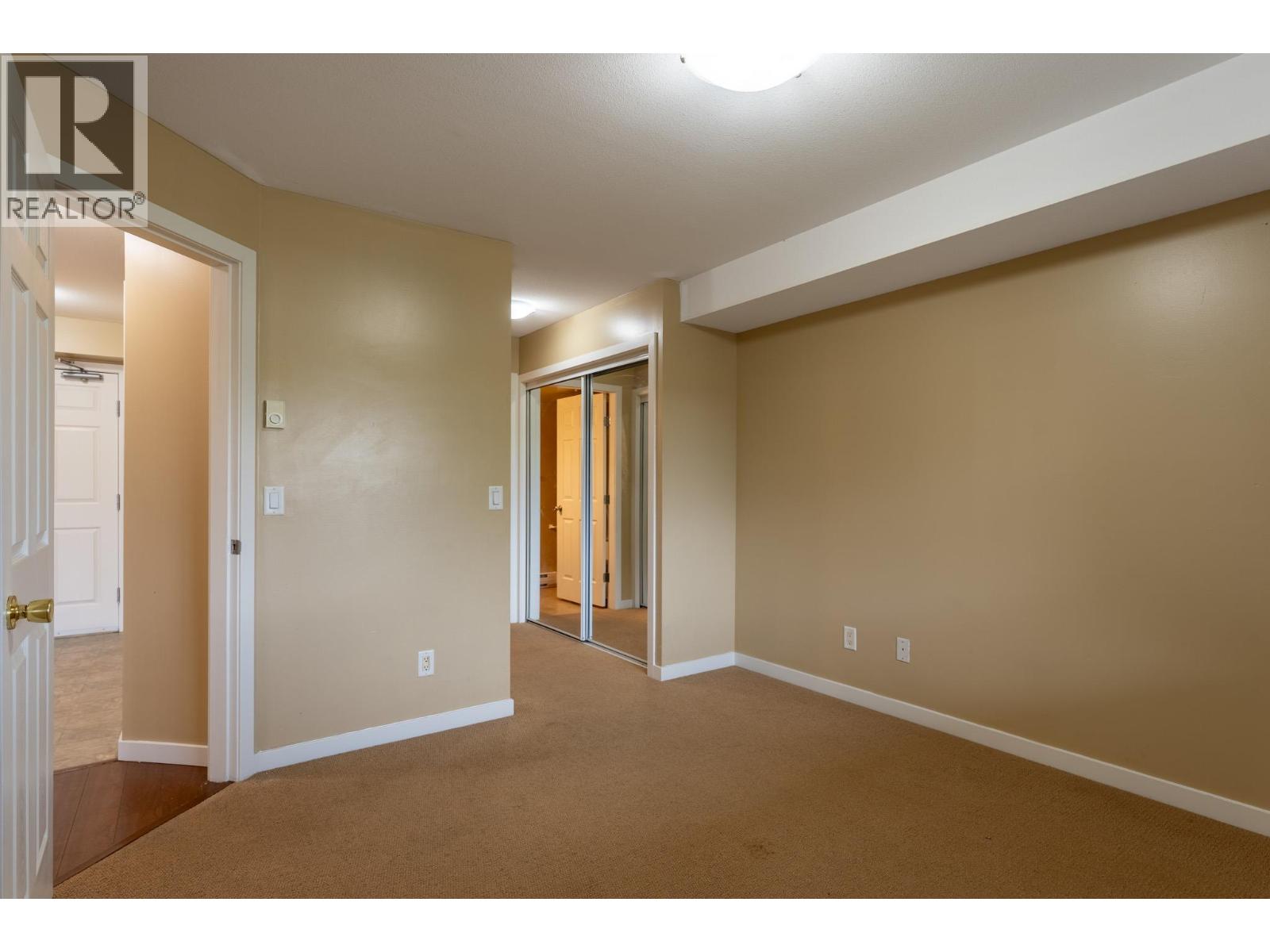 306 135 Ziprick Road, Kelowna