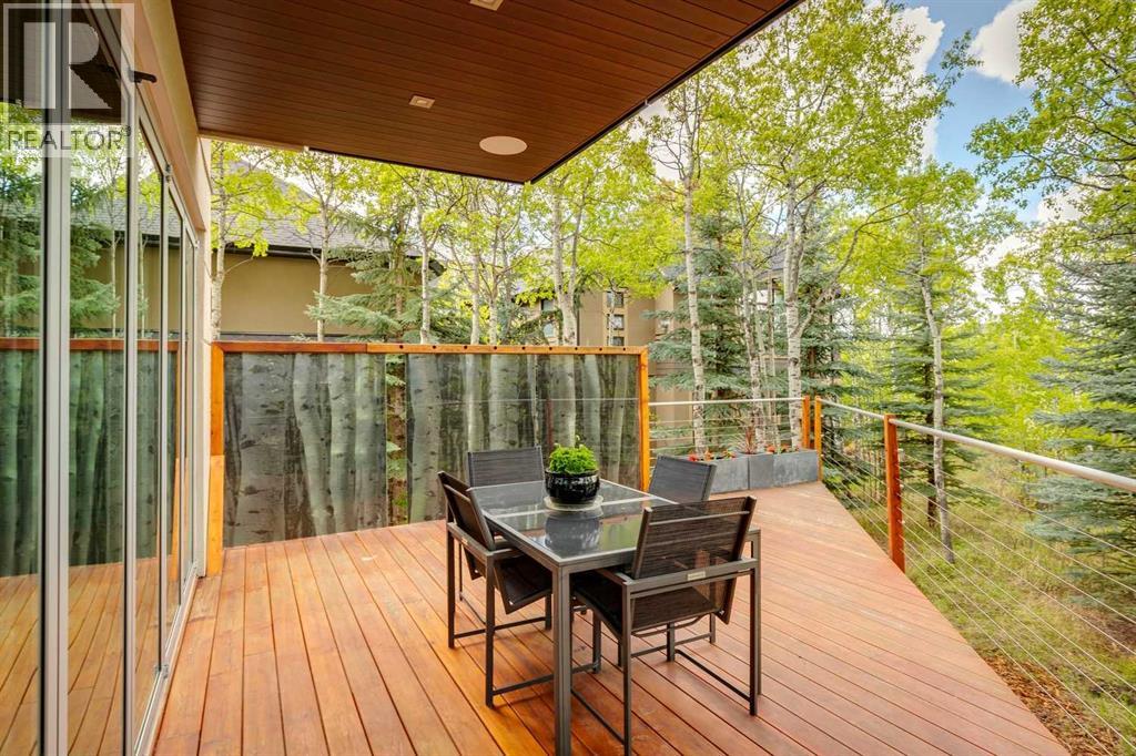 Single Family House for Sale in  Posthill Drive SW Springbank Hill Calgary 