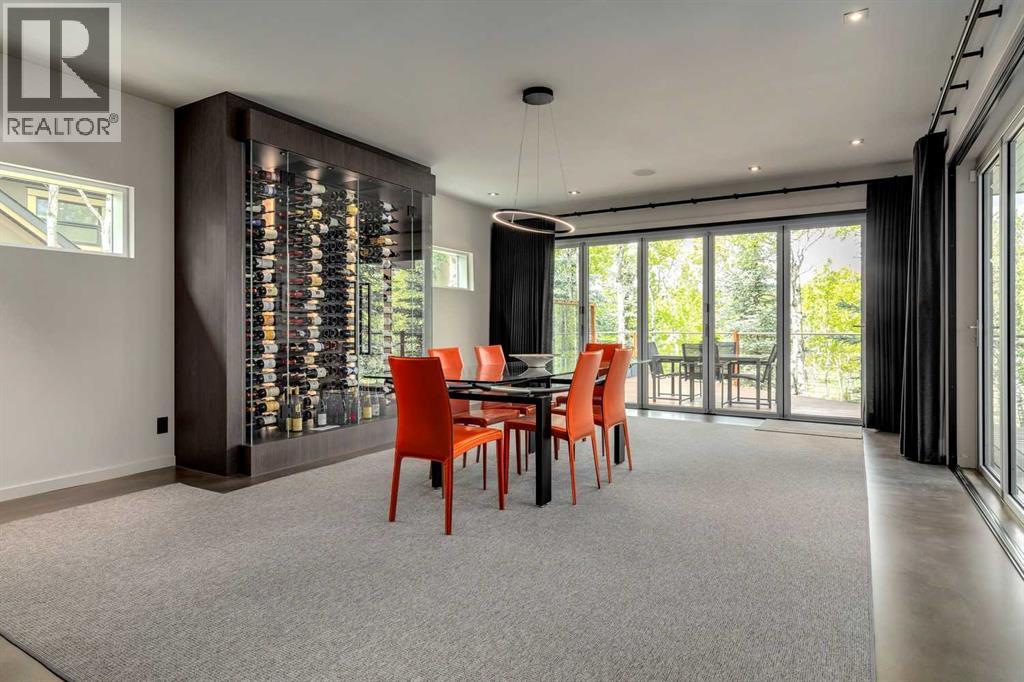 Single Family House for Sale in  Posthill Drive SW Springbank Hill Calgary 