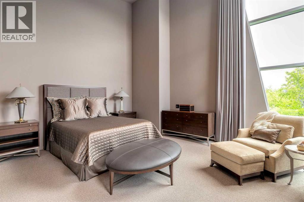 Single Family House for Sale in  Posthill Drive SW Springbank Hill Calgary 