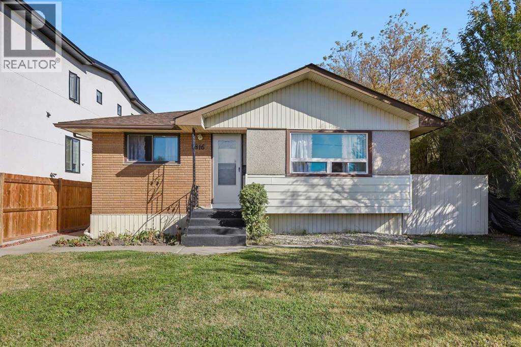 1816 42 Street SE, Calgary, Alberta