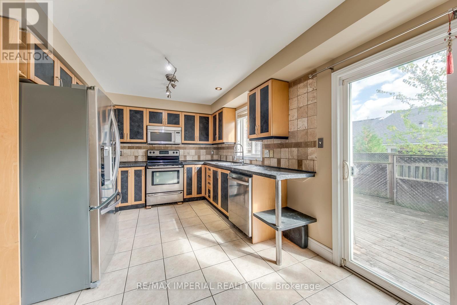 Single Family House for Sale in    SOUTHSIDE PLACE Hamilton (Mountview) 