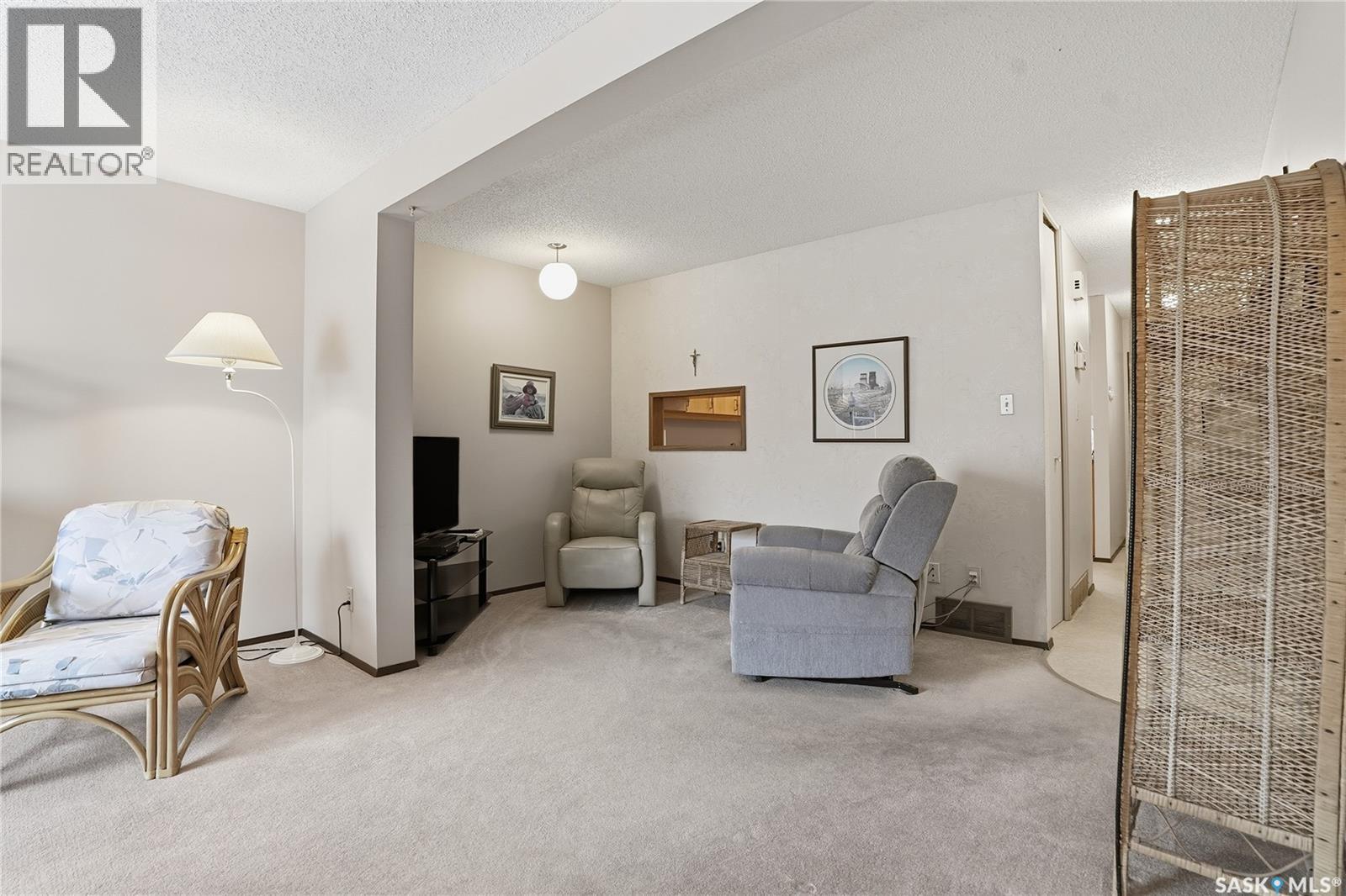 Single Family House 2 Level for Sale in   McKercher DRIVE Saskatoon 