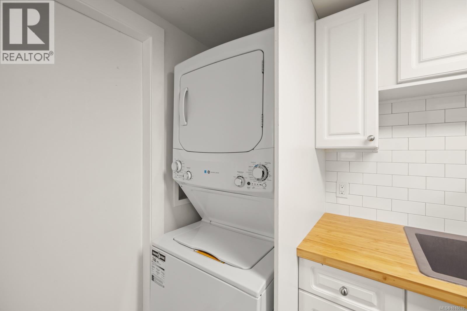 6675 Goodmere Rd, Sooke